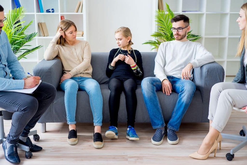 family have a therapy session